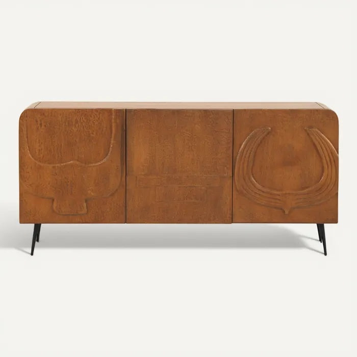 **Technische titel in het Nederlands: Moderne houten dressoirkast met sculpturale deuren**